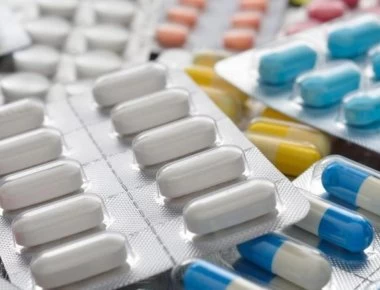 Το Υπουργείο Υγείας ανέστειλε την έκδοση του νέου Δελτίου Τιμών Φαρμάκων